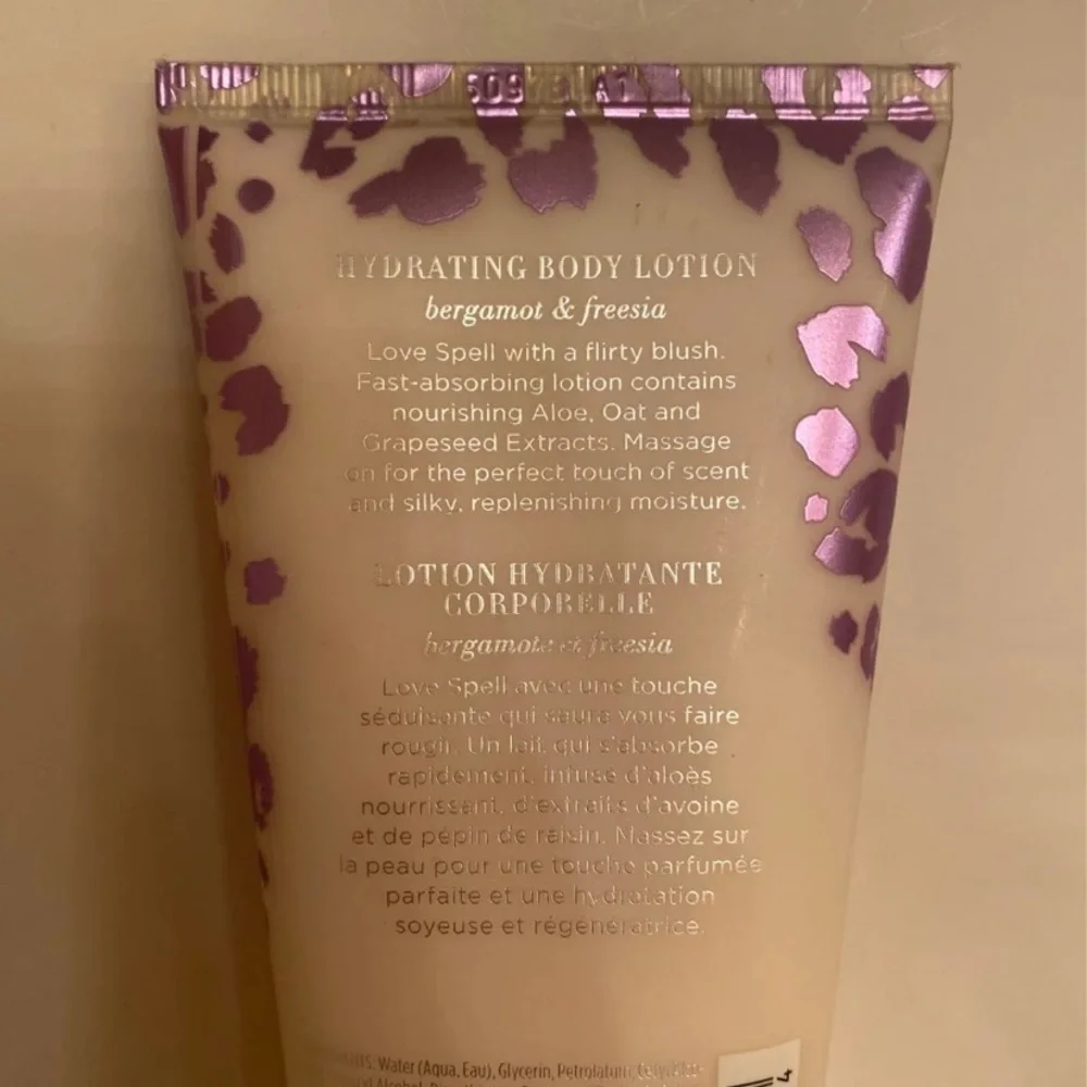 Victoria’s Secret Limited Edition Love Spell Blush Body Lotion